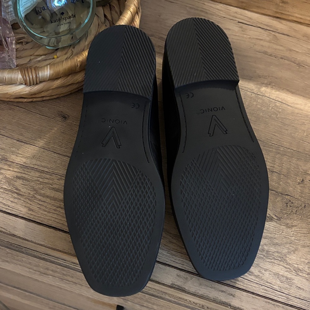 Vionic Women’s Willa 2.0 Black Slip-On Leather Loafers-Size 8.5 - Picture 6 of 8